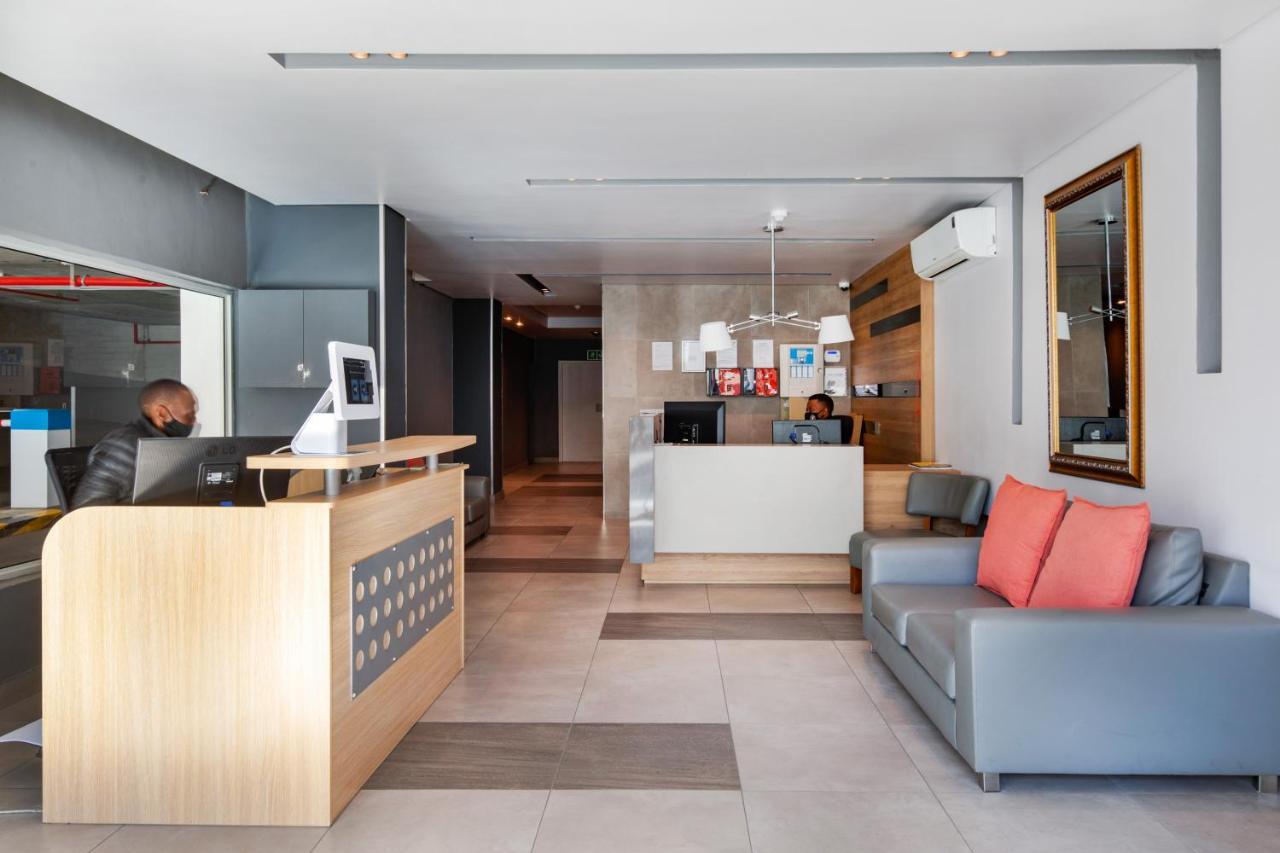 Backup-Powered Trendy Ny City Apartment At Table Mountain ケープタウン エクステリア 写真