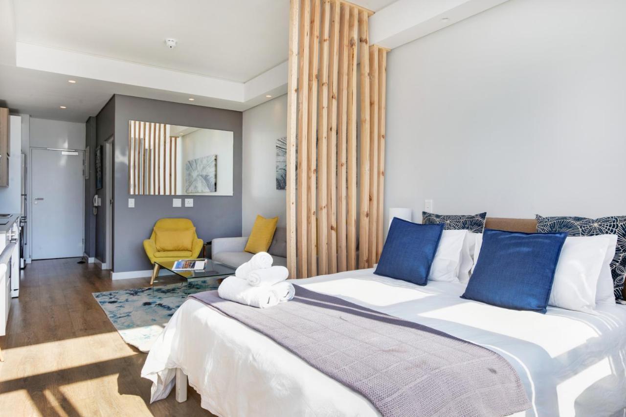 Backup-Powered Trendy Ny City Apartment At Table Mountain ケープタウン エクステリア 写真