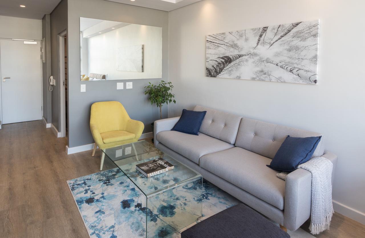 Backup-Powered Trendy Ny City Apartment At Table Mountain ケープタウン エクステリア 写真