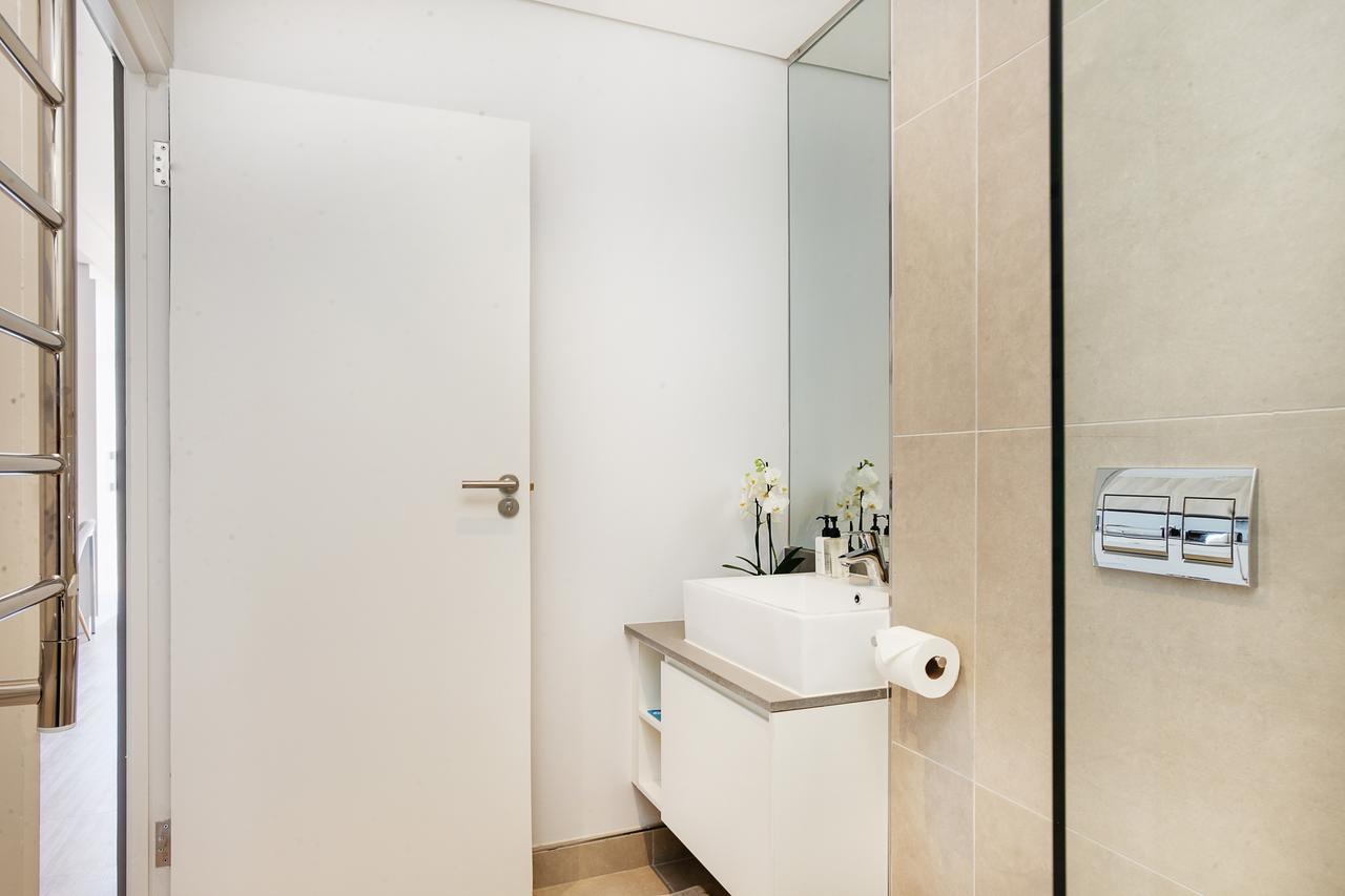 Backup-Powered Trendy Ny City Apartment At Table Mountain ケープタウン エクステリア 写真